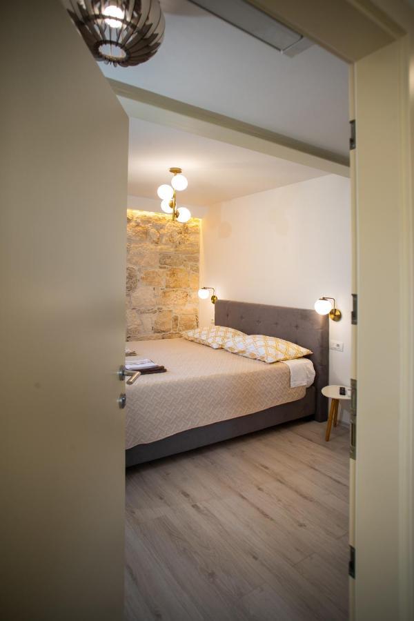 Apartments And Rooms Luan Rovinj Exterior photo
