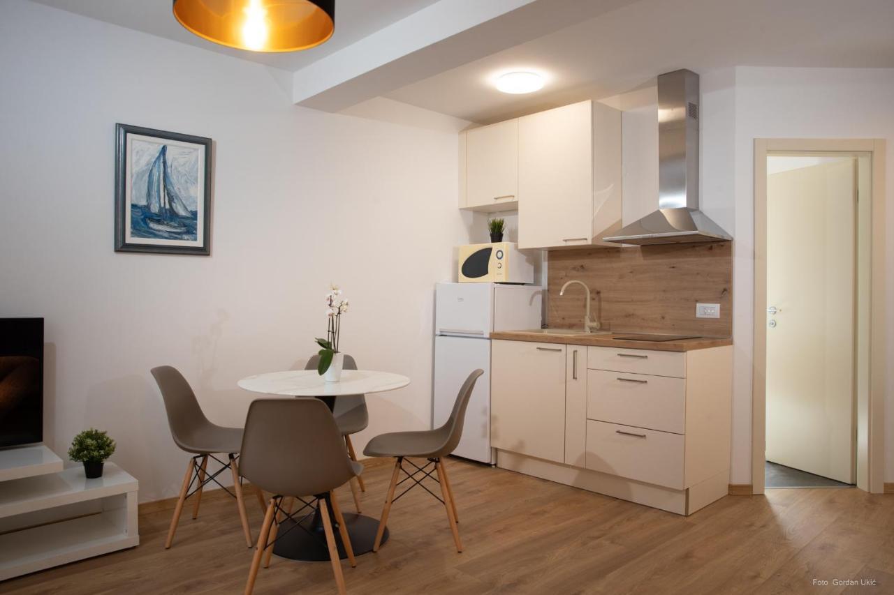 Apartments And Rooms Luan Rovinj Exterior photo